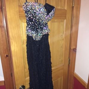 Prom dress, never worn!